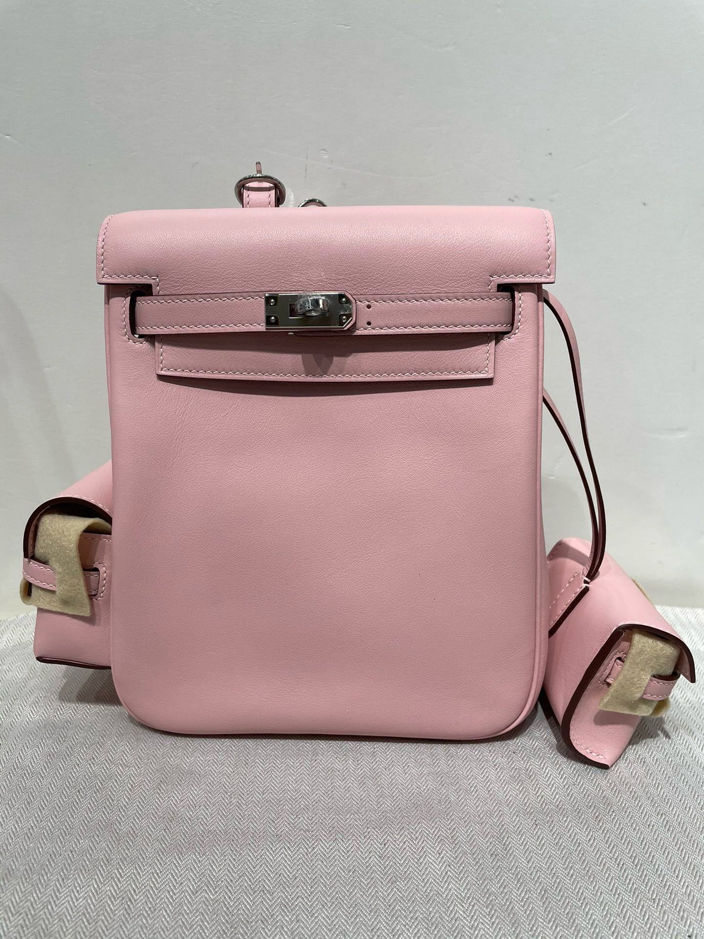 Hermes Kelly Ado Pockets Backpack In Pink Swift Leather